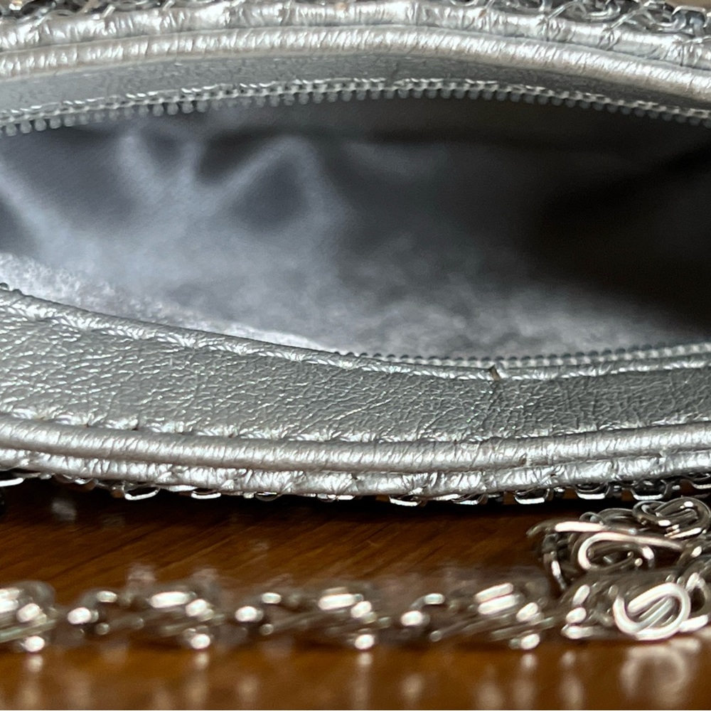 ๐ Last Call - Vintage Silver Mesh Metal Evening Bag - Picture 9 of 12